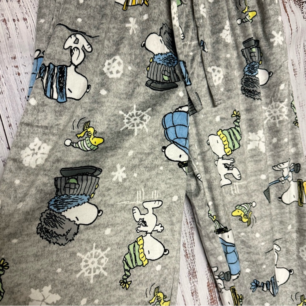 NWT Mens Fleece Peanuts Snoopy Puffer Jacket PJ Pants
